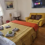 La Dell'aviatore Vendégház 3*