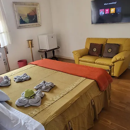 La Dell'aviatore Guest house *