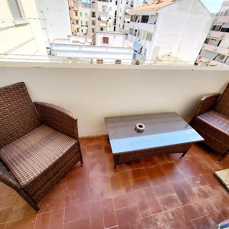 게스트하우스 La Dell'aviatore 알게로