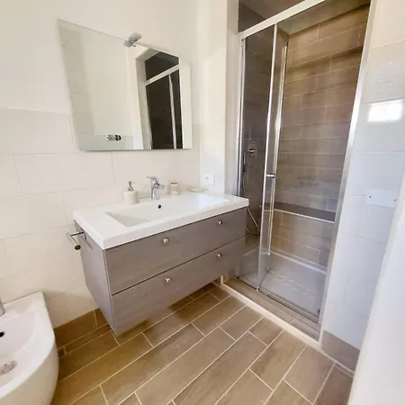 게스트하우스 La Dell'aviatore 3*